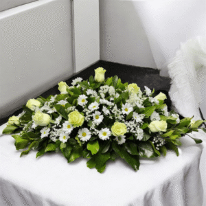Cojín fúnebre floral blanco 15 rosas