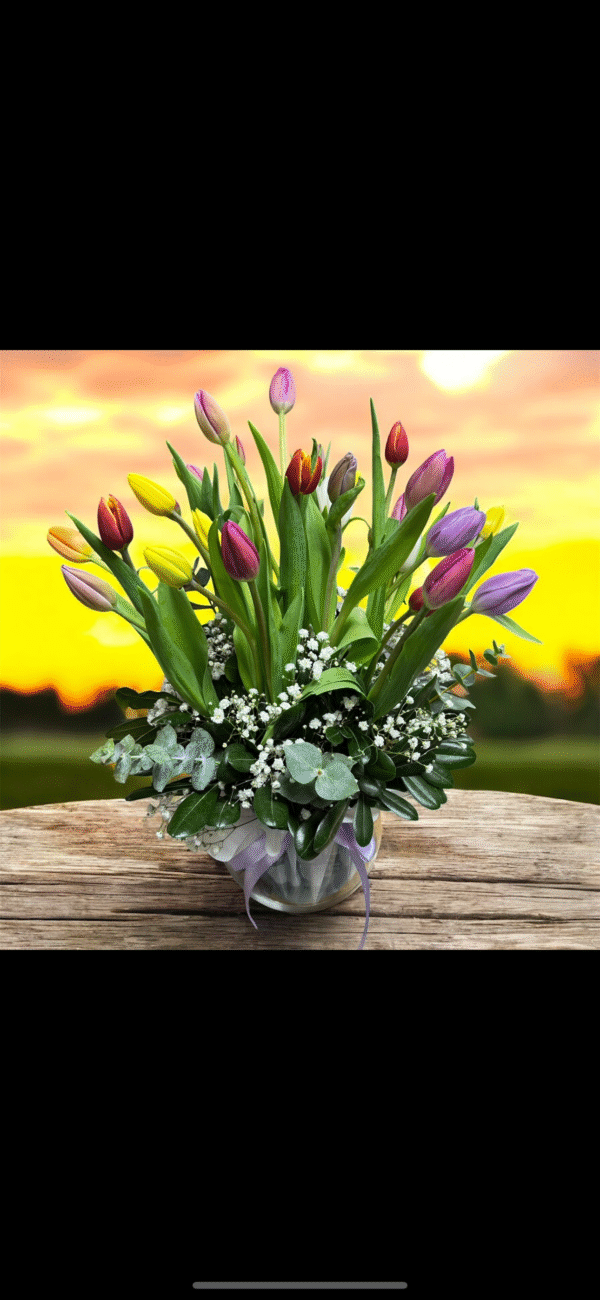 Pecera de 30 tulipanes