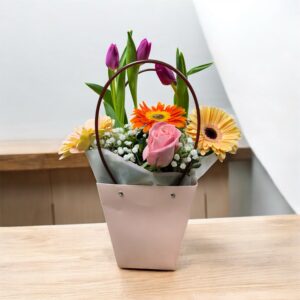 Cartera de tulipanes y Gerberas