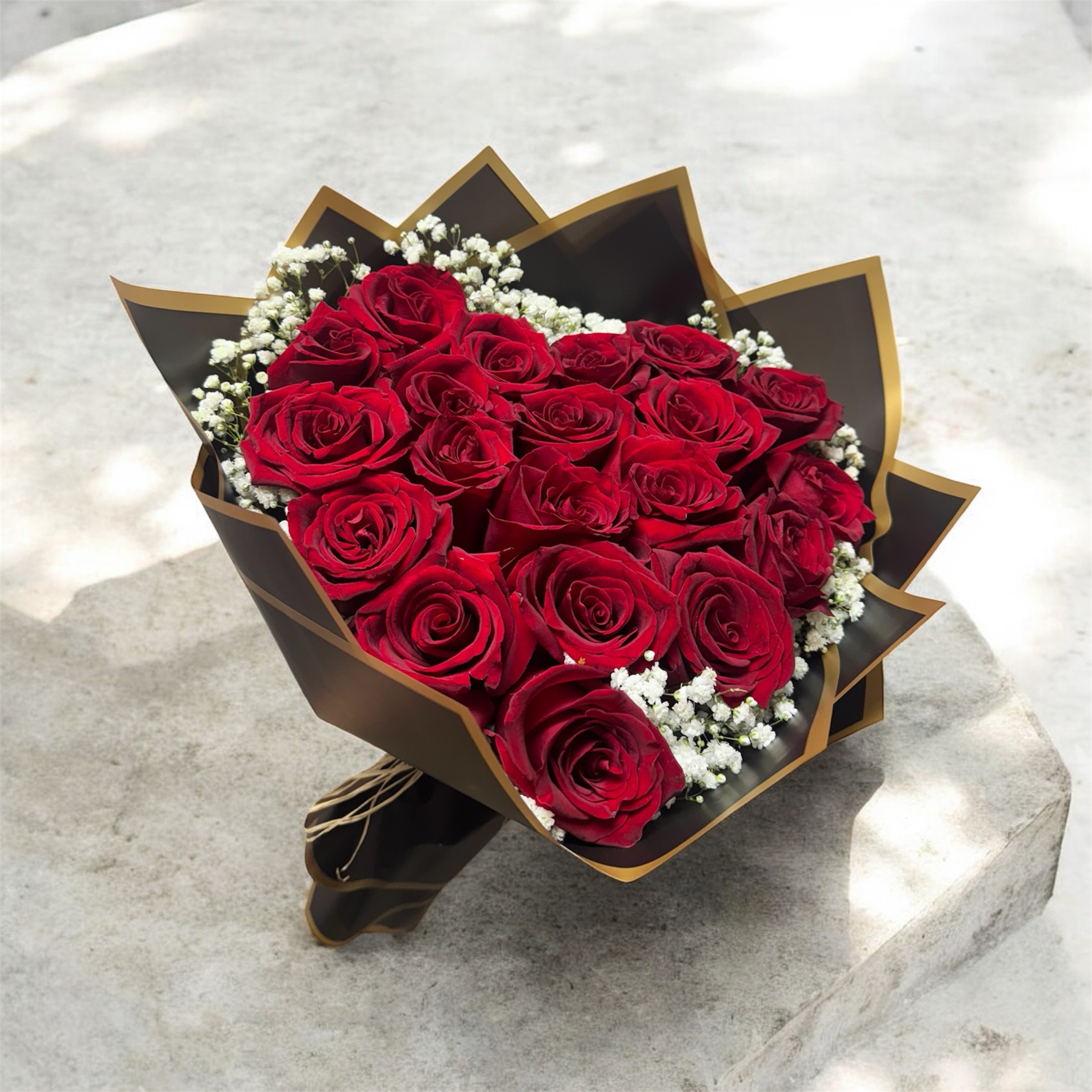 Ramo en forma de corazón de 20 rosas