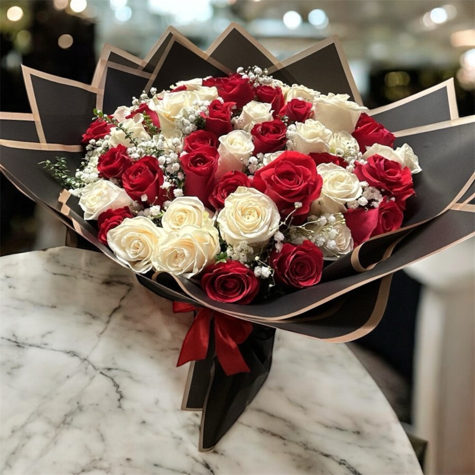 Ramo de 50 rosas mixtas