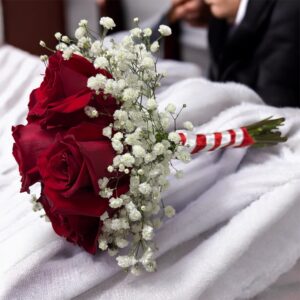 Ramo de novia de rosas rojas