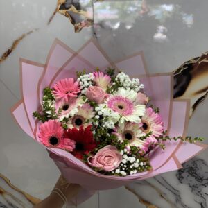 Ramo de Gerberas y rosas rosadas