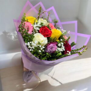 Ramo de 10 rosas mixtas