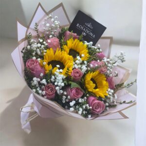 Ramo de 10 rosas rosadas y 3 girasoles