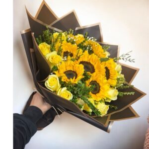 Ramo de 6 giraosles y 15 rosas amarillas