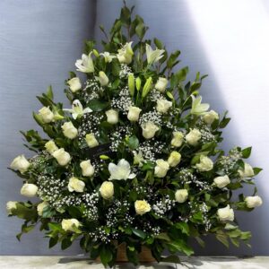 Arreglo floral gigante de rosas y Lilyum