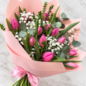 Ramo de 15 tulipanes rosados